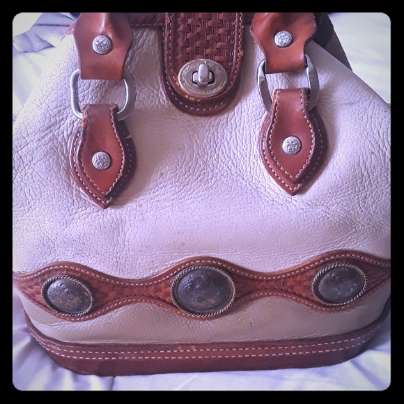 Sam Roberts purse - Picture 1 of 2